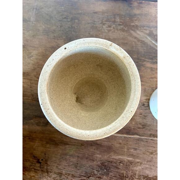 Set of 2 Small Vintage Ceramic Planters | Prairiecore | Mid Century Decor - Picture 7 of 7